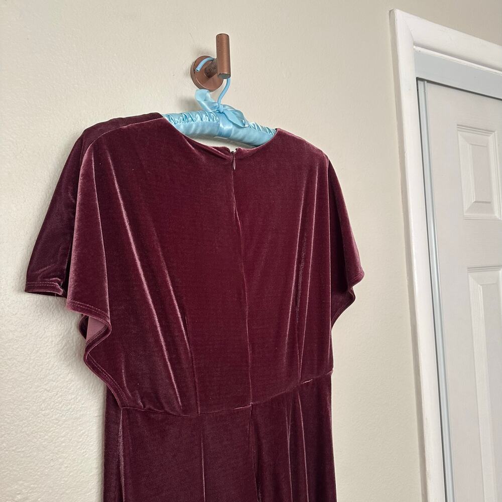 Taylor Sz 10 Midi Dress womens Purple Plum Velvet Empire Waist Flutter Sleeves - Picture 8 of 11